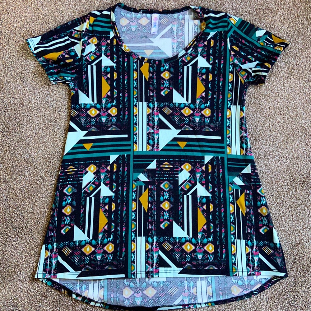 LULAROE Classic T Top, Geometric, Vintage, Size XS